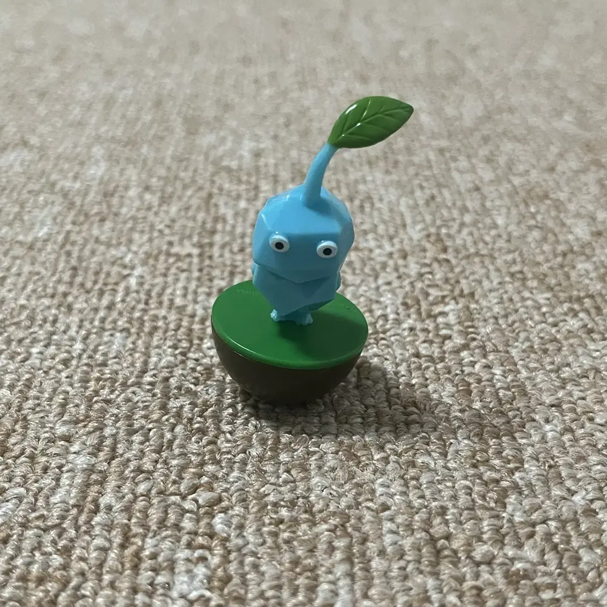 Polite pikmin otomoy ice