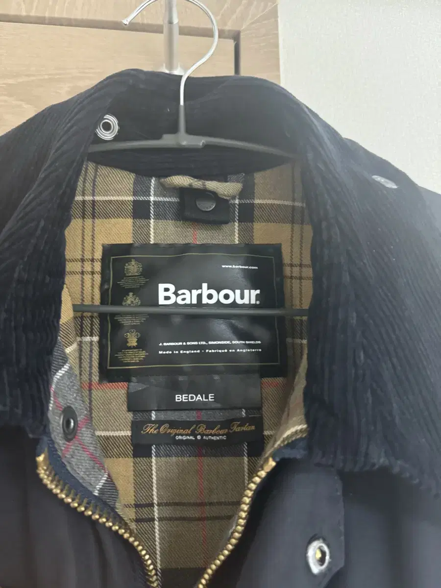 Barbour Vidale Size 40 Navy