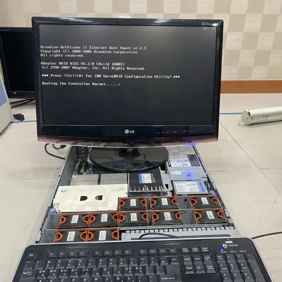 IBM X3650 서버