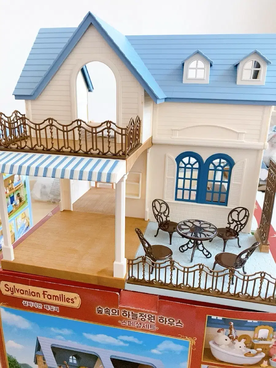 Sylvanian Haneul Jungwon House