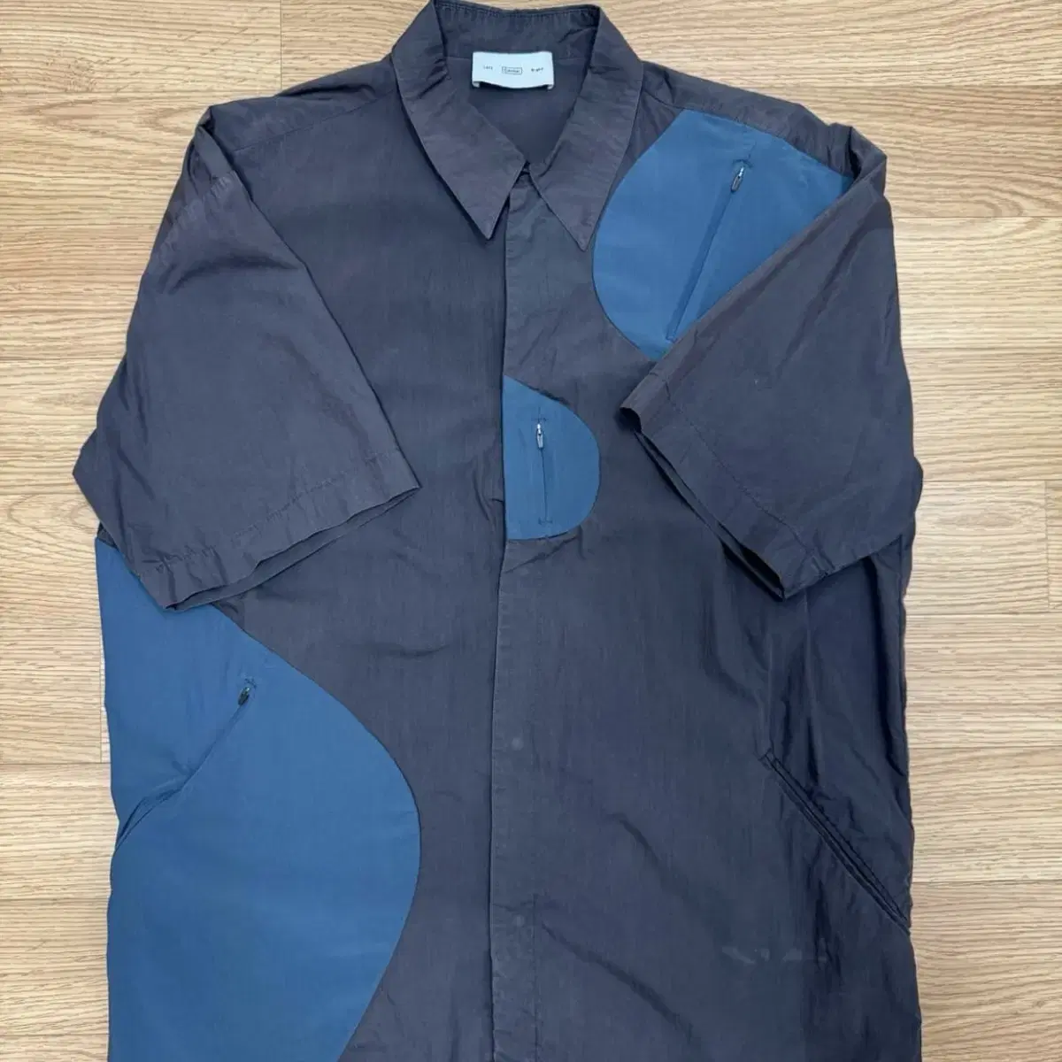 post archive facion 4.0 center shirt L