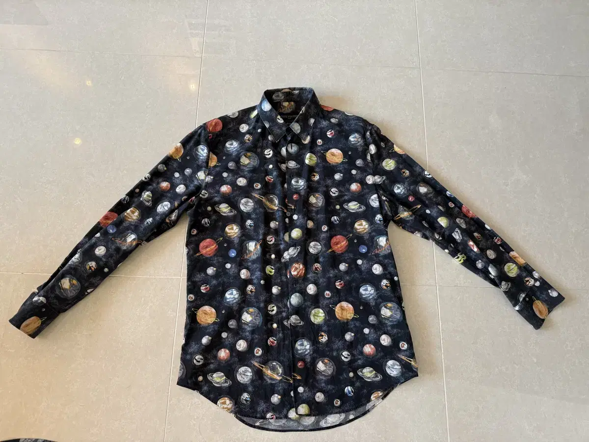 Louis Vuitton shirt