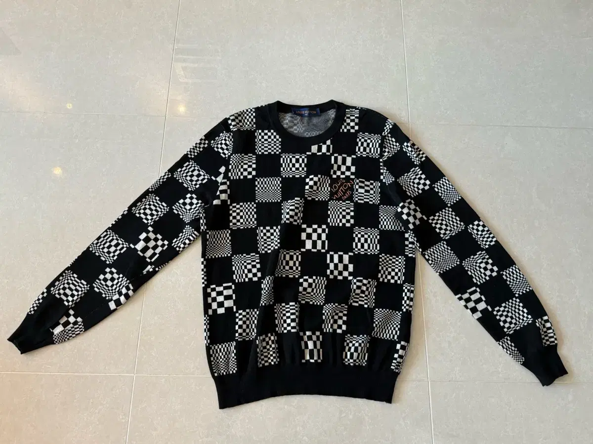 Louis Vuitton Damier knit