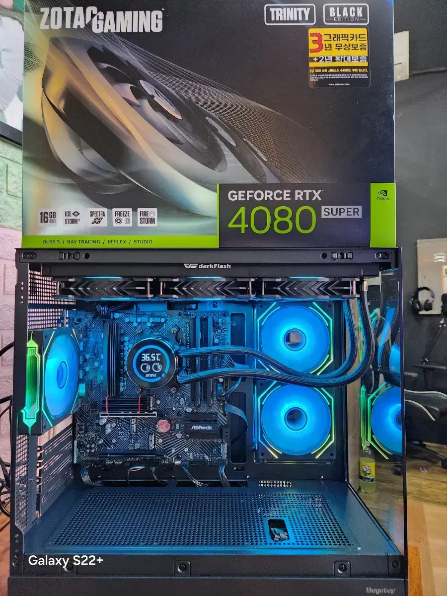 7800X3D + RTX4080SUPER 게이밍 컴퓨터