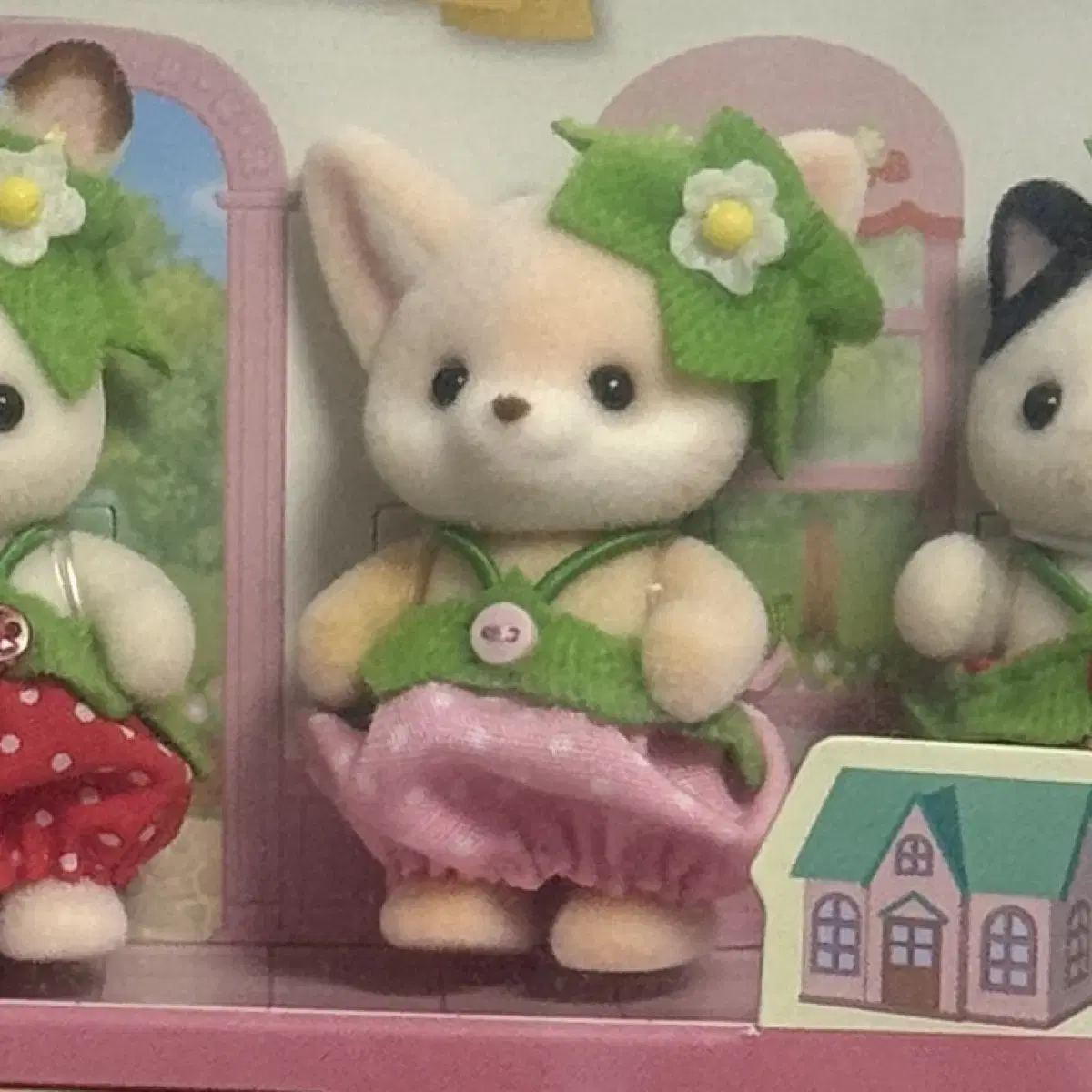 Sylvanian Gathering Strawberry Desert Fox Buncheol