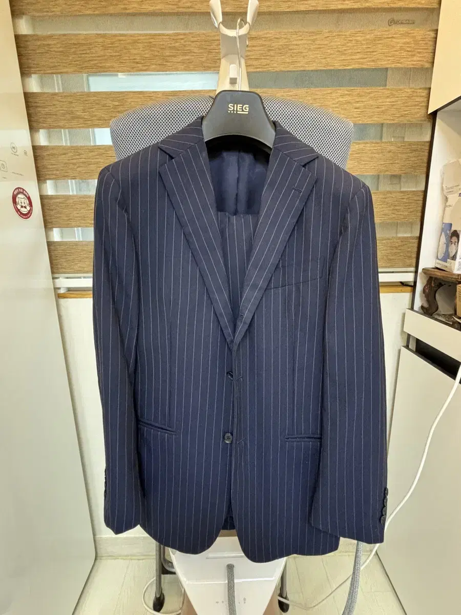 Ringjacket BlackLabel Navy Stripe 46 Formal Suit