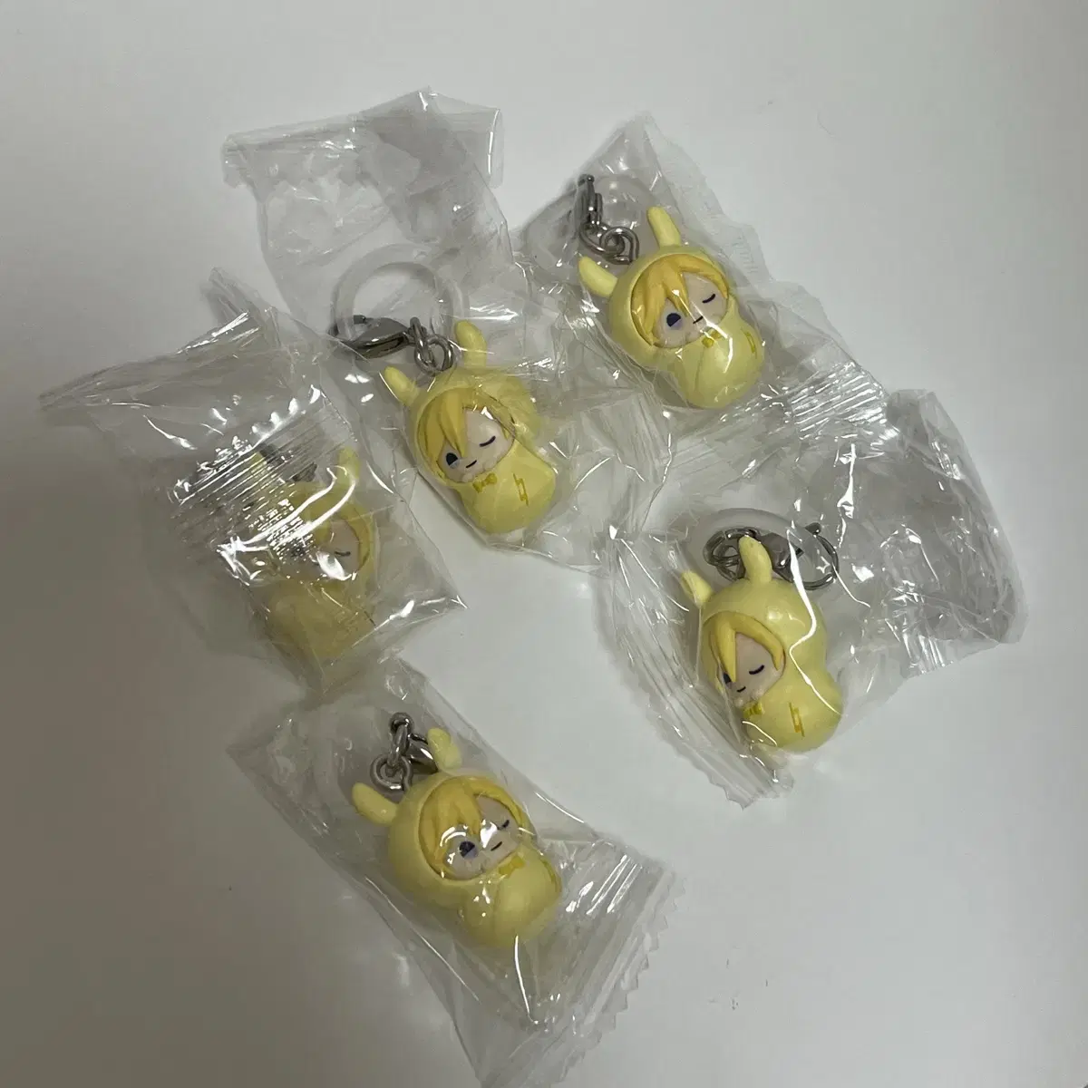 A set of 5 nayeon or mejirushi accessories bulk 