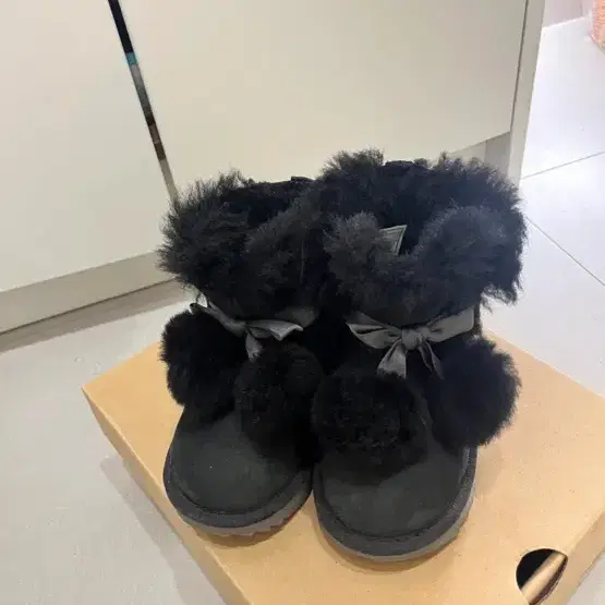 미국 UGG 정품 키즈 130-140