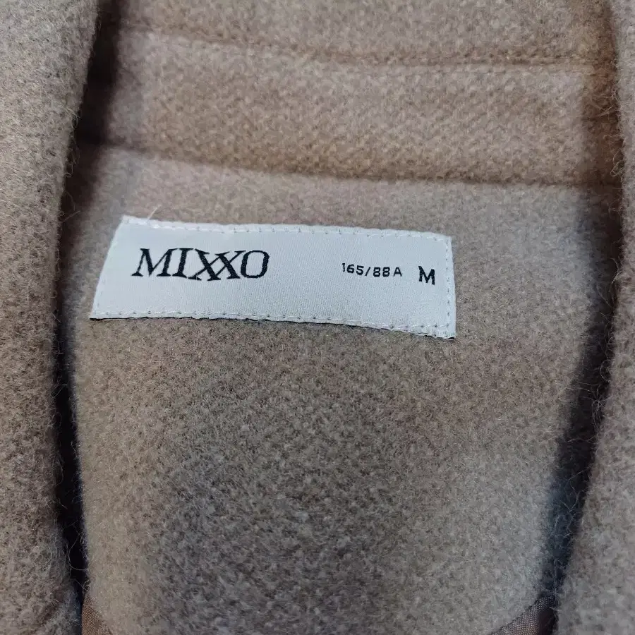 미쏘MIXXO 자켓 M 판매합니다