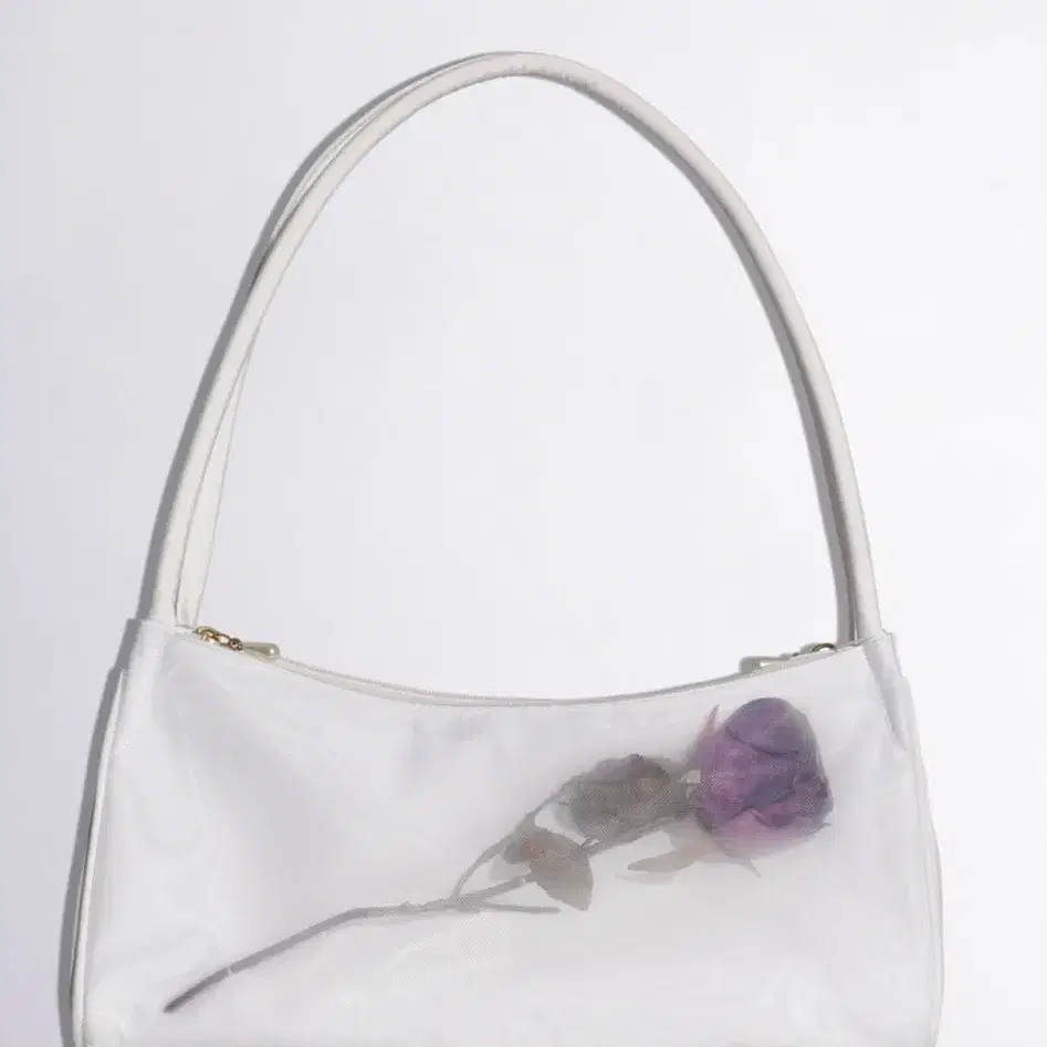 스컬프터 매쉬 숄더백 화이트 Mesh Keepsake Bag White