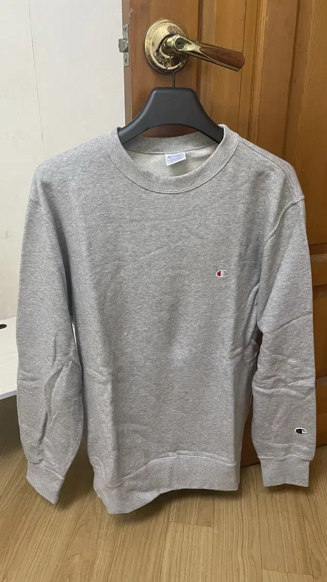 Champion Champion/ Bloo Tack Neck Sweatshirt Man to Man (2XL) for sale