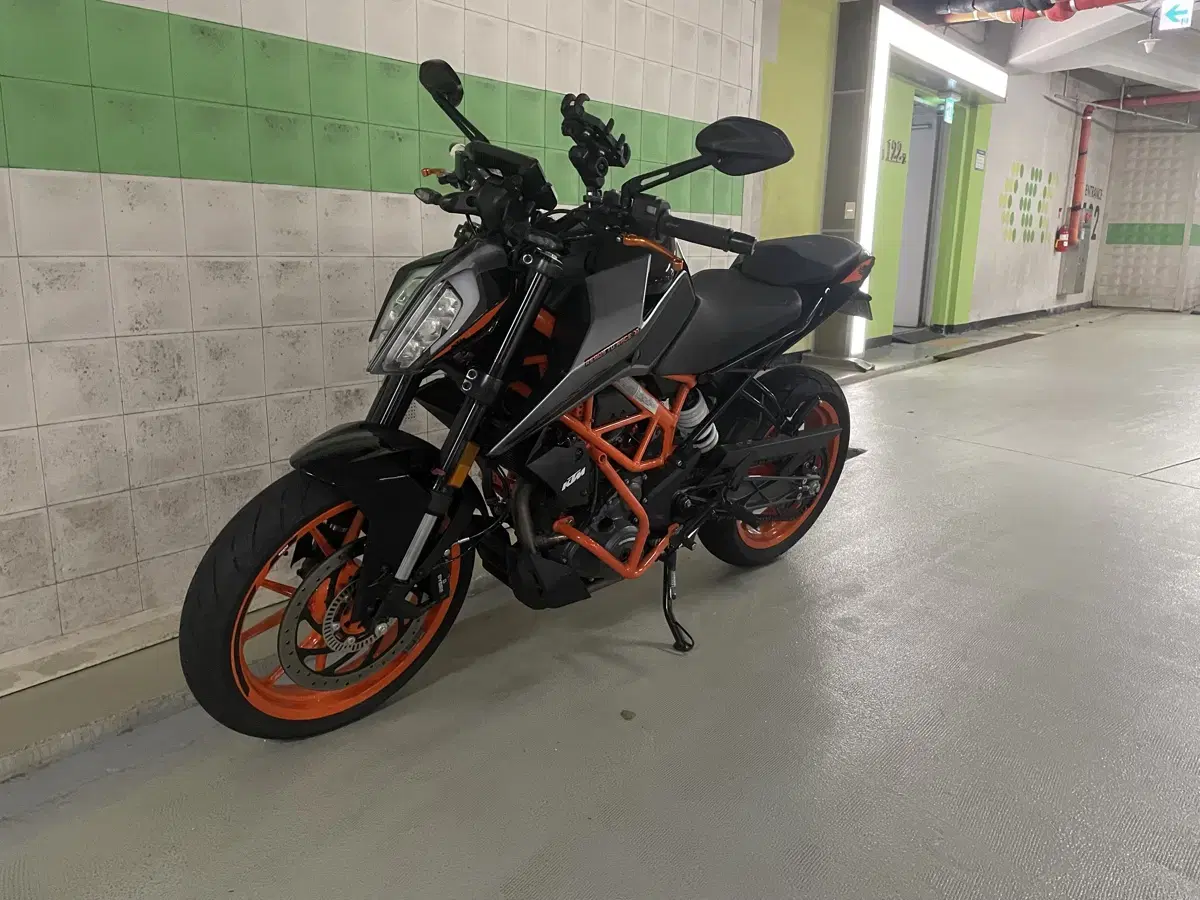 ktm390 22년식 신차급 완전무사고