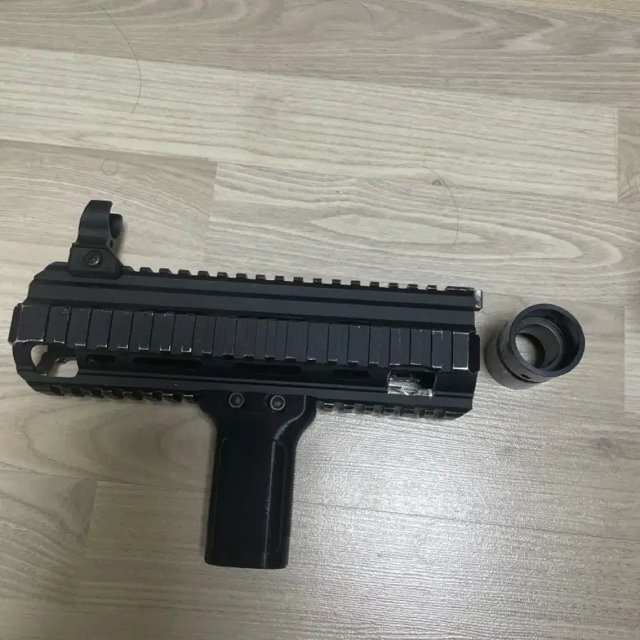 Hk416 레일, 수직손잡이