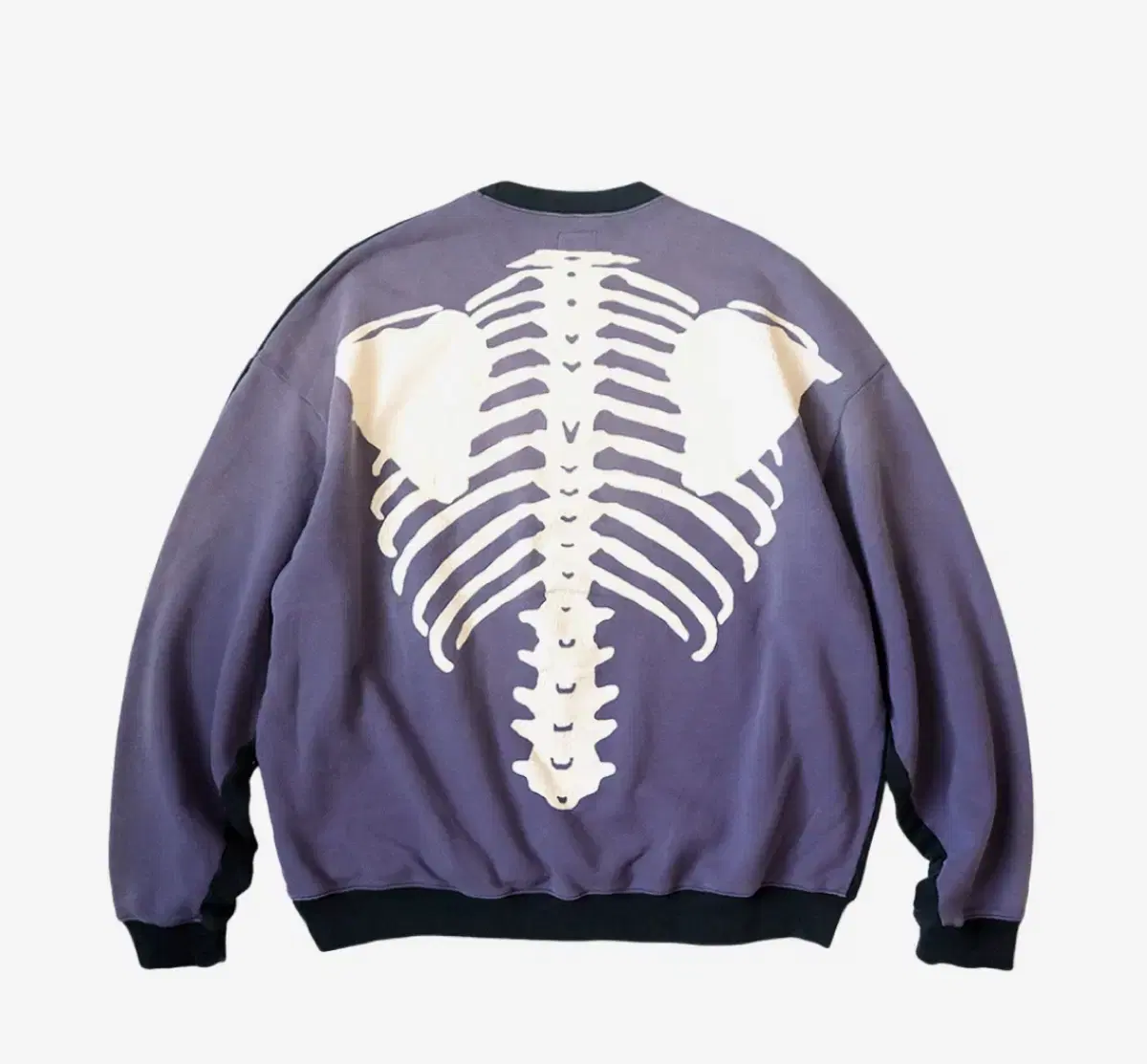 Capital Bone Man-to-Man Two-Tone Purple Black