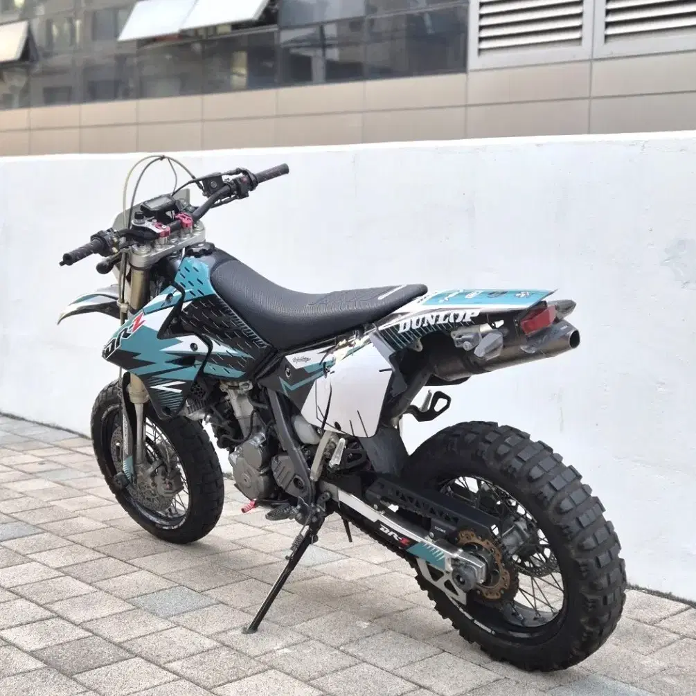 스즈끼 DR400 DRZ400SM 판매합니다.