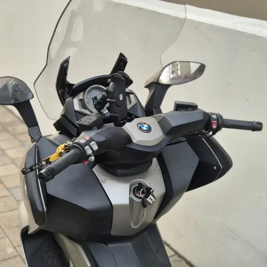 2013 BMW C650GT 스쿠터 판매합니다.