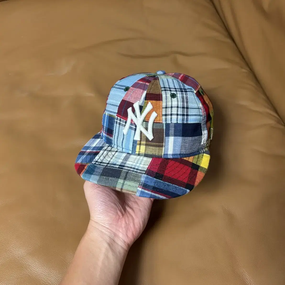 Beams 빔즈x뉴에라 9Fifty 마드라스 체크 6패널 볼캡 모자