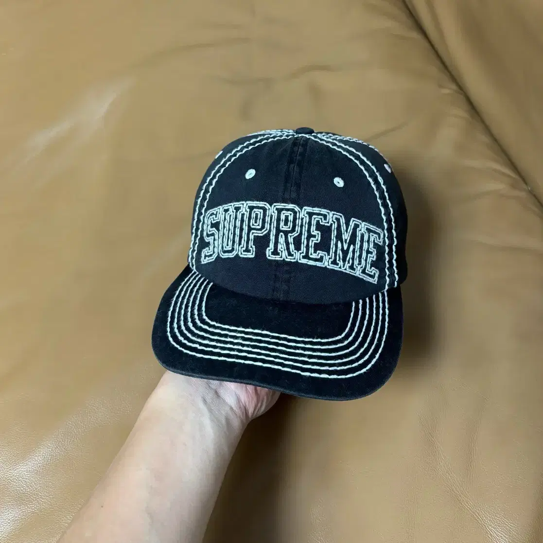 Supreme 슈프림 스티치 블랙 6패널 볼캡 모자