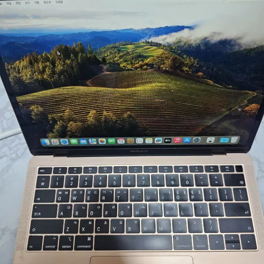 macbook air 2018 인텔 맥 판매합니다.