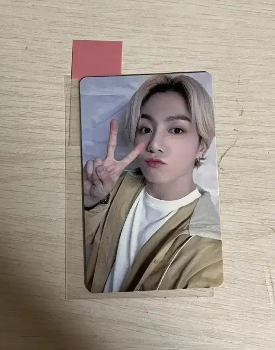 Blonde jungkook BE Essential ld Photocard photocard wts bts Jungkook