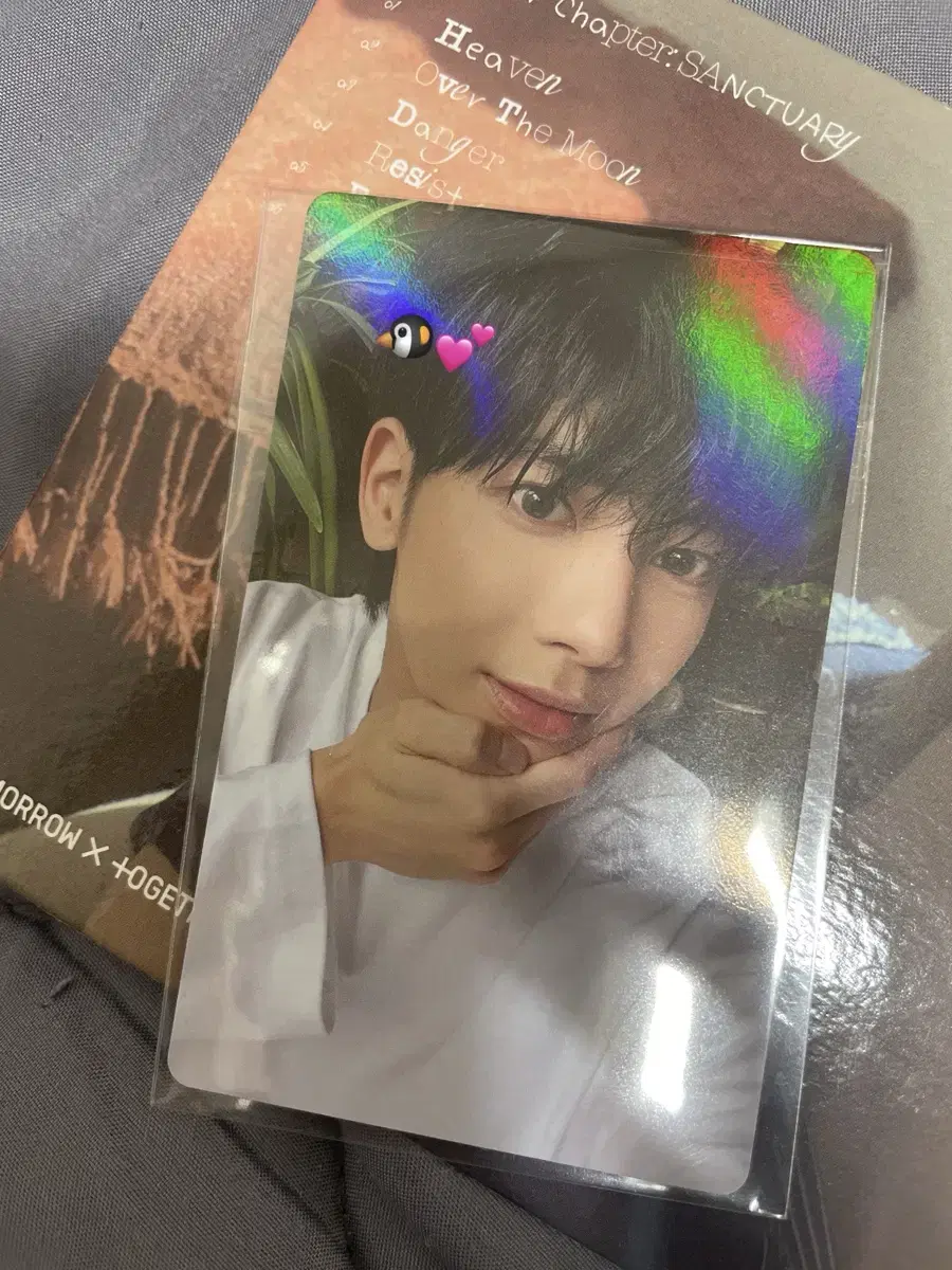 Tuvatu Sanctuary Wispik taehyun sells agungbap photocards