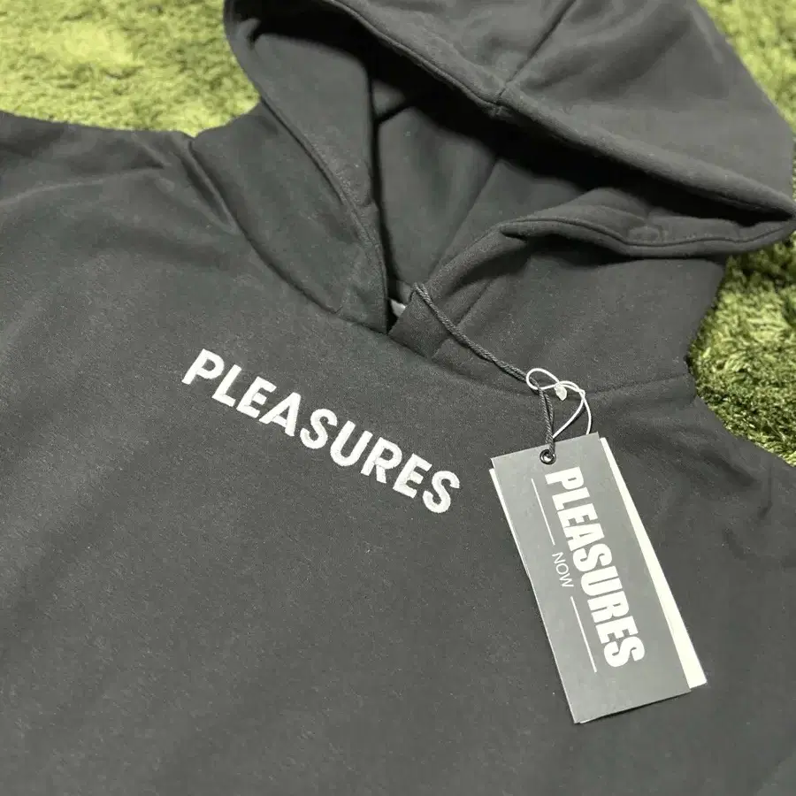 [L] Pleasures 플레져스 x 팩토리 레코즈 뉴오더 프로텍션 후