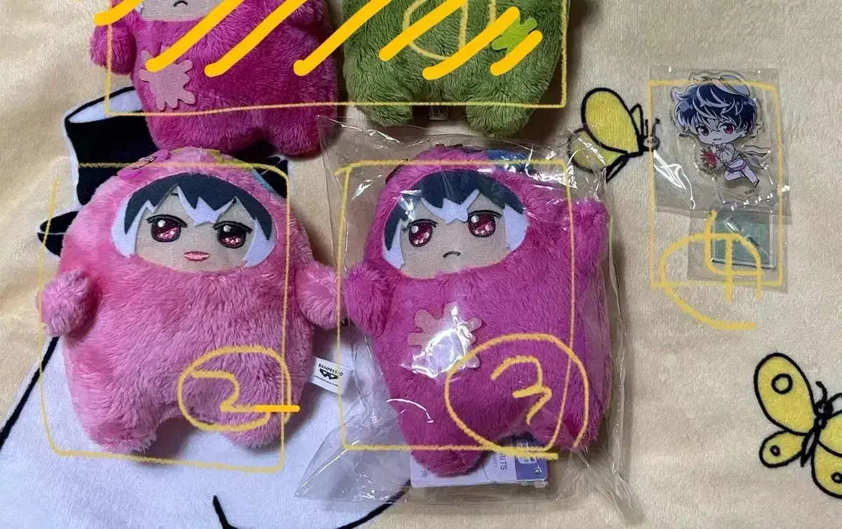 ainana momo monnui acrylic yuki waru monnui wts