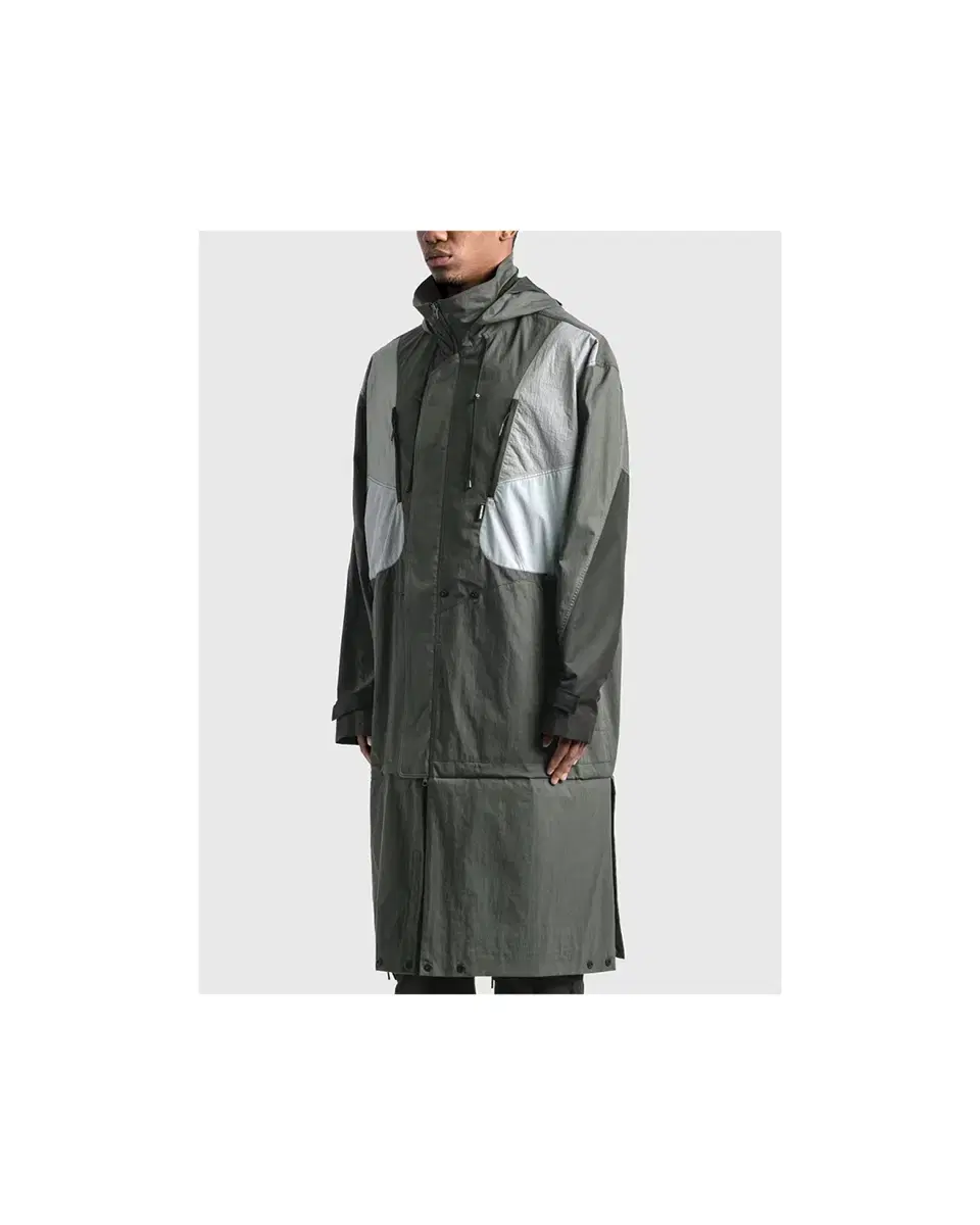 (3) Hyein Seo Hyein Seo Adjustable Waterproof Coat