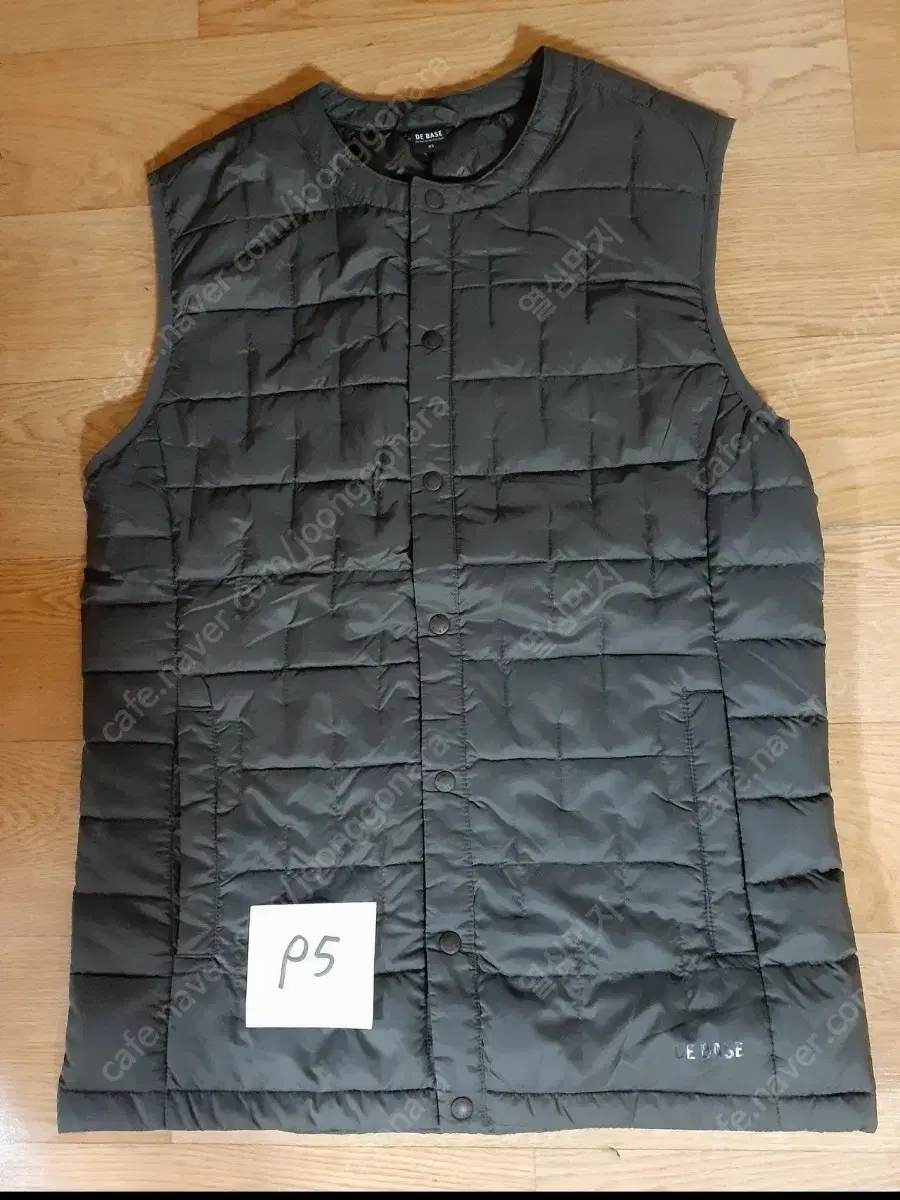 Padded vest unisex unisex wear this season comfortably 10000