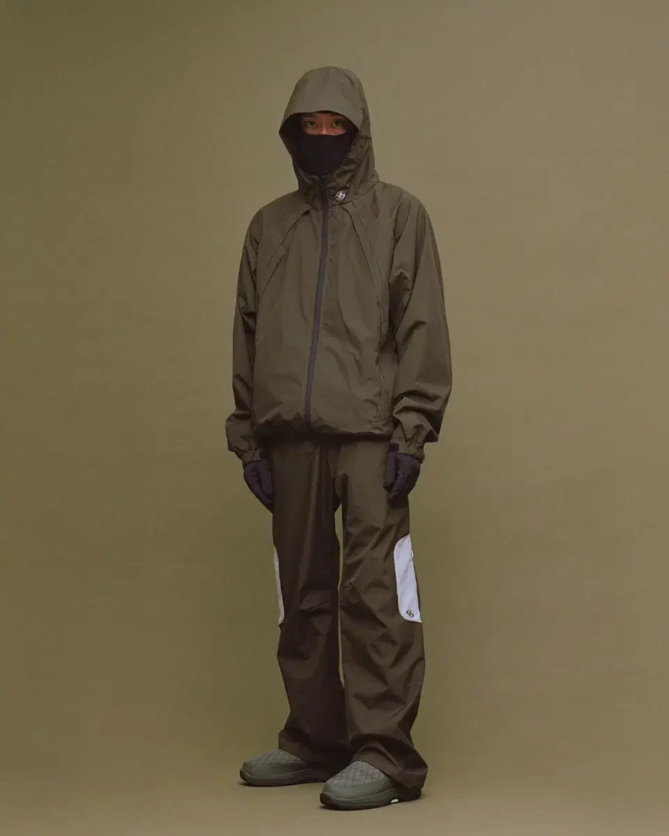 San San Gear Heights Olive Pants 2 sizes