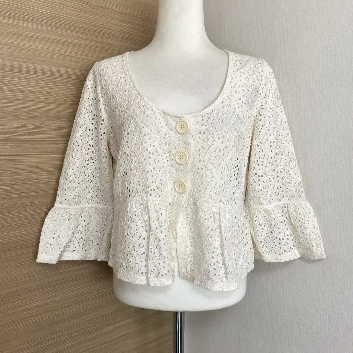 JapanVintage White Crochet Cardigan Hippie