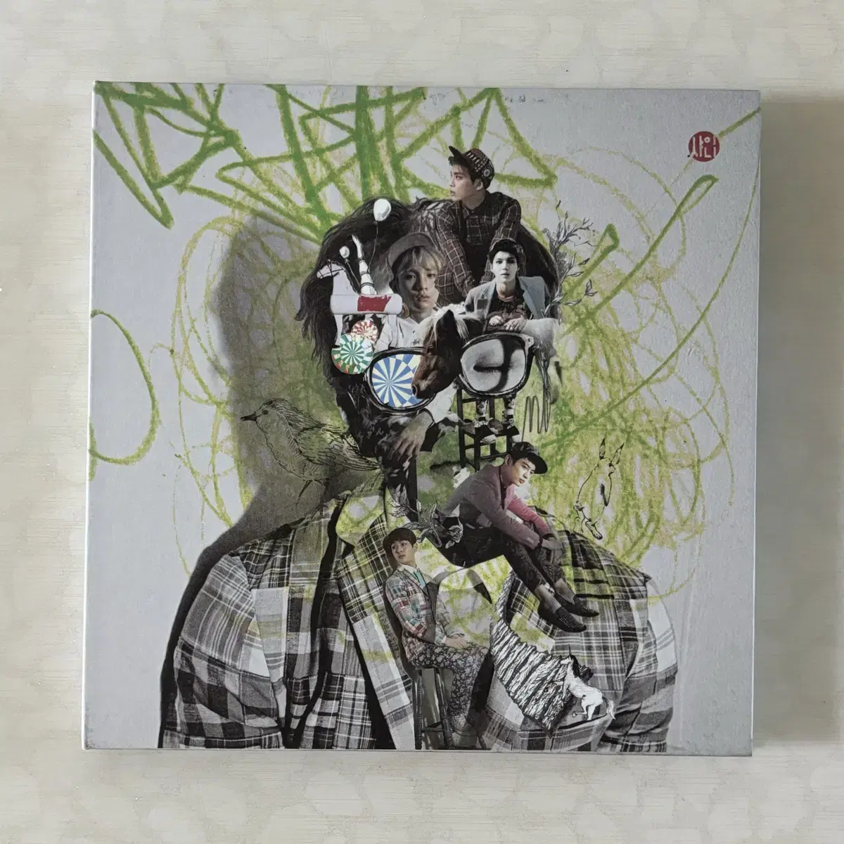 SHINee's unsealed album.