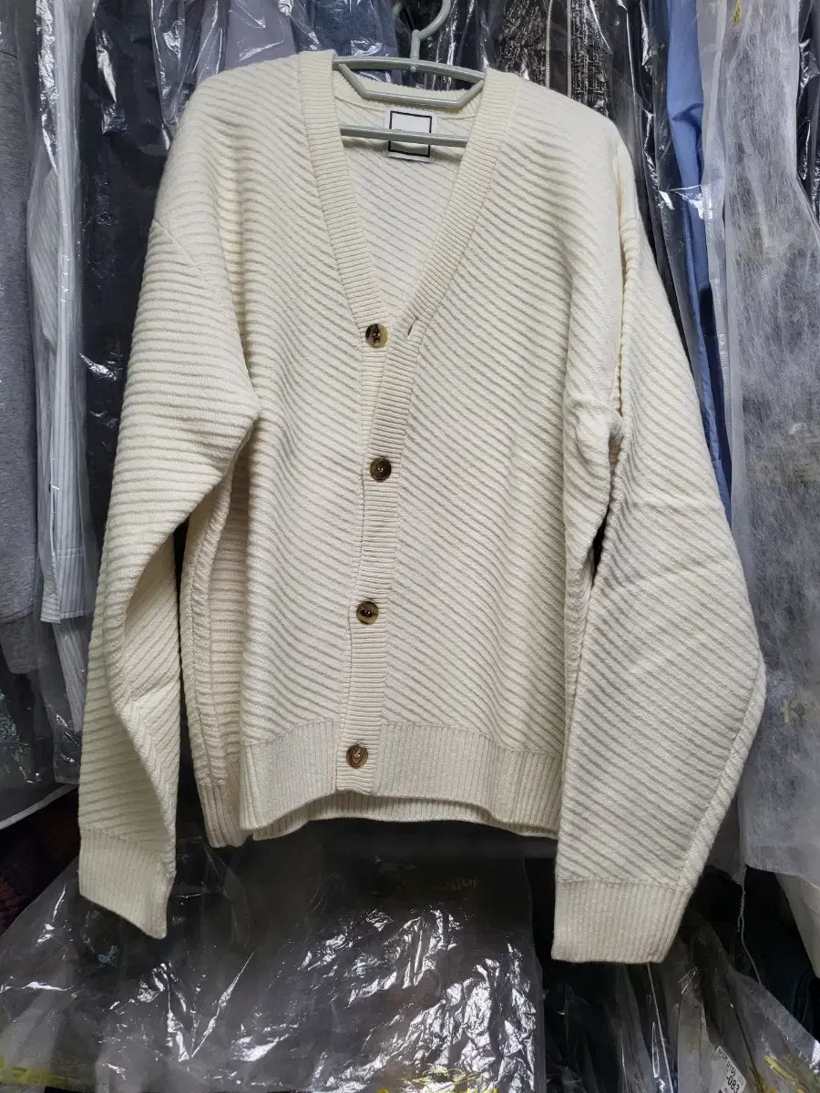 Wooyoung Mi Ivory Diagonal Cardigan 48