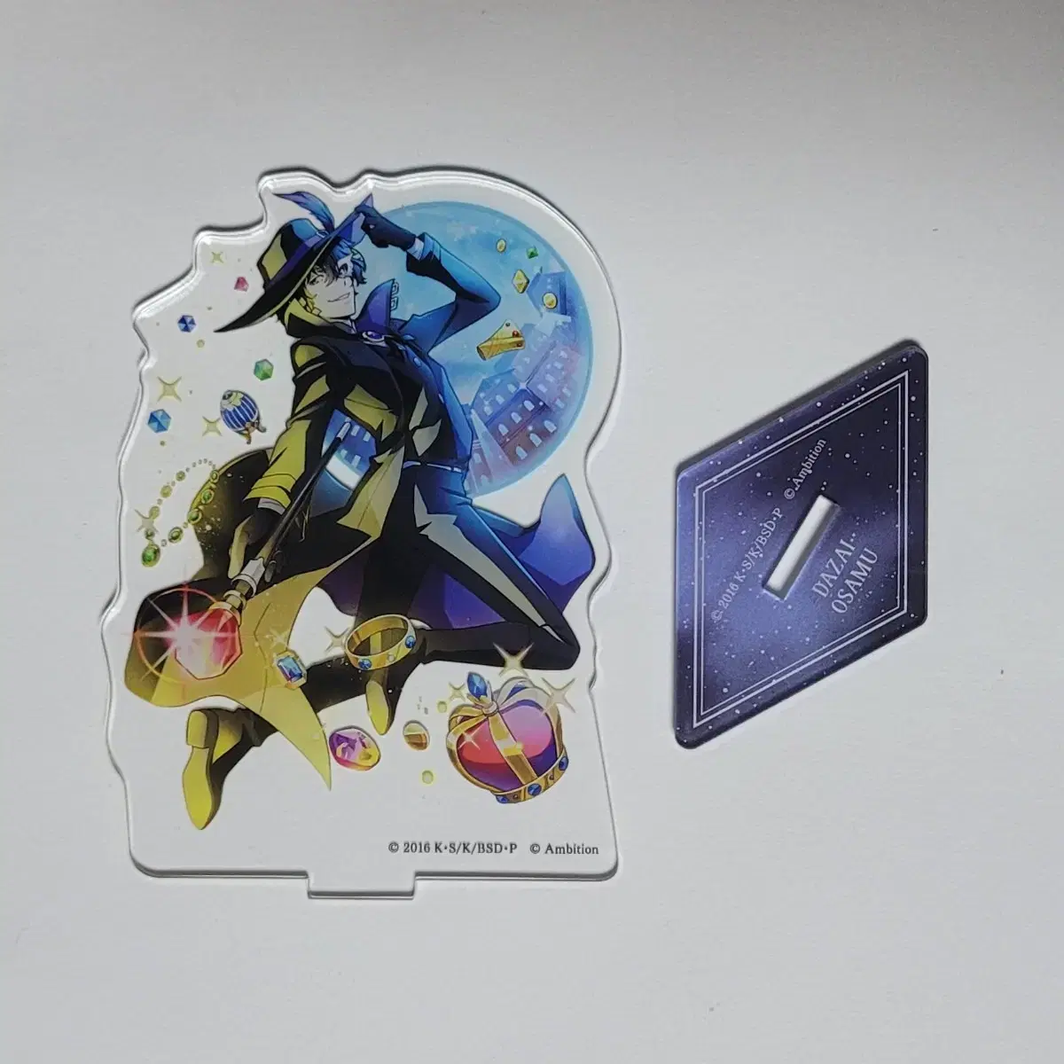 MoonsdogsMoonsdogs Osamu DazaiBunmayo acrylic stand sells