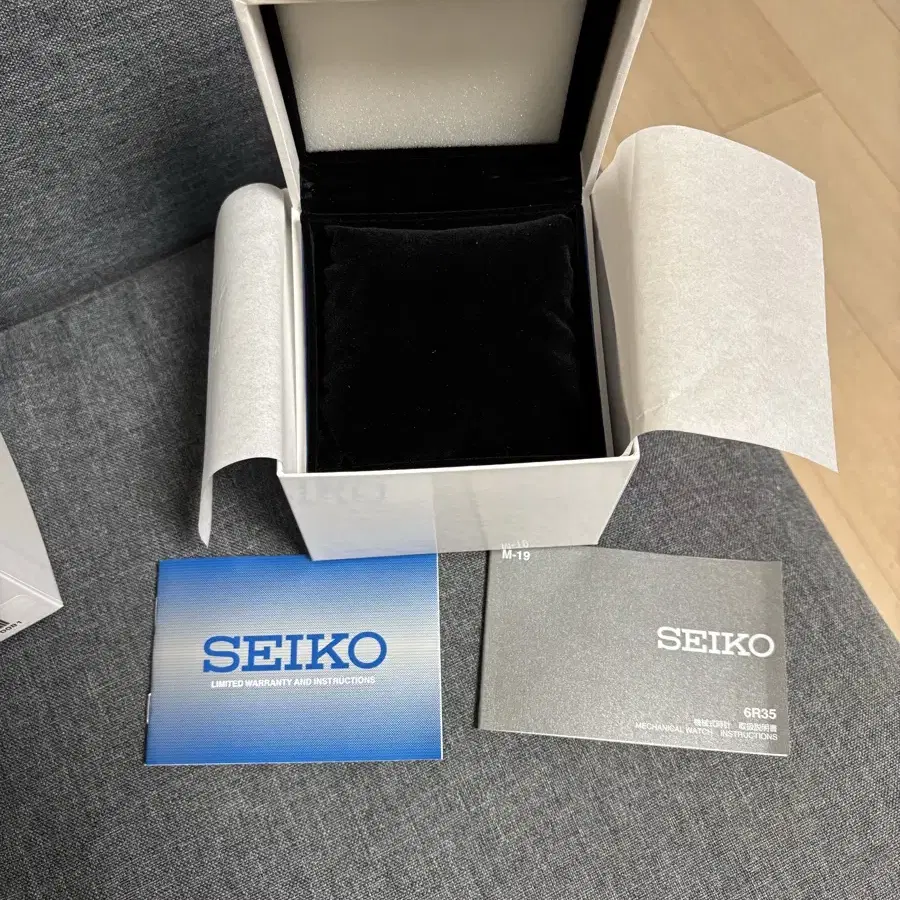 세이코 SEIKO 알피니스트 검판 SPB117