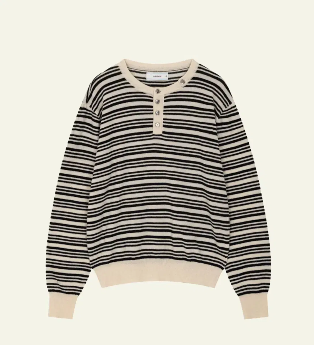 Waviness Pullover Henley Neck Knit