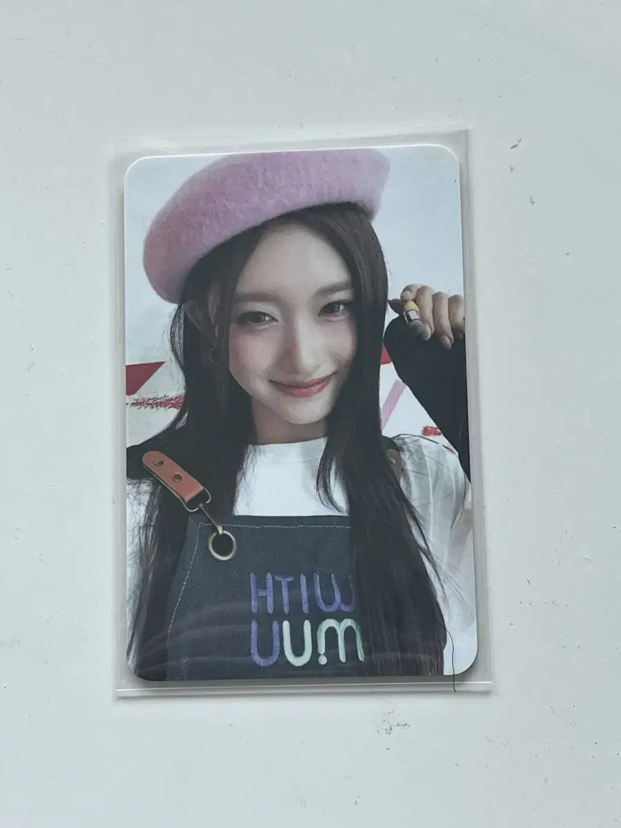 Ive leeseo art department photocard sell it!(please read the fine print!)