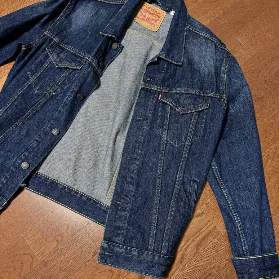 Levis 3rd denim jacket