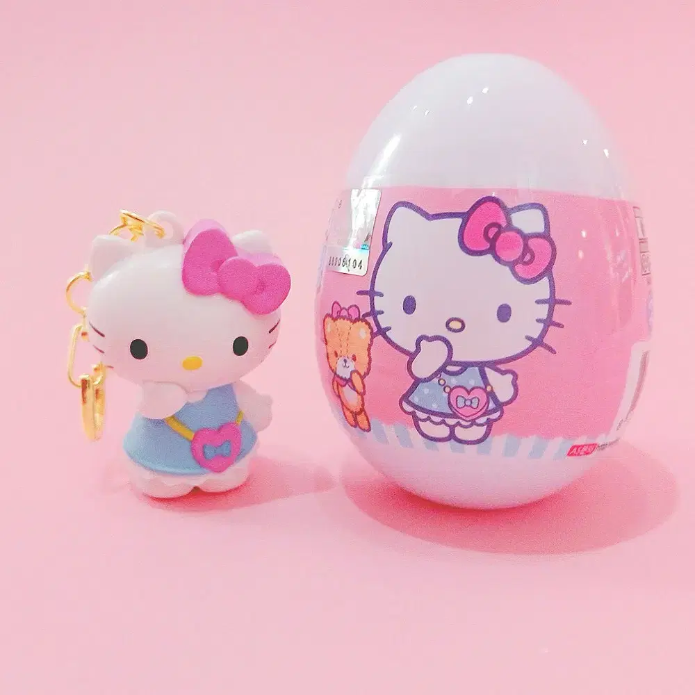 [Genuine] 5+1 Event Sanrio Hello Kitty Happy Figures Randomized Keyring