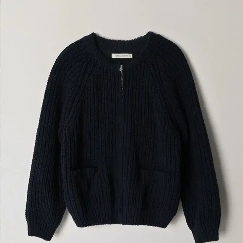 낫띵리튼 / netto yarn jumper navy / free