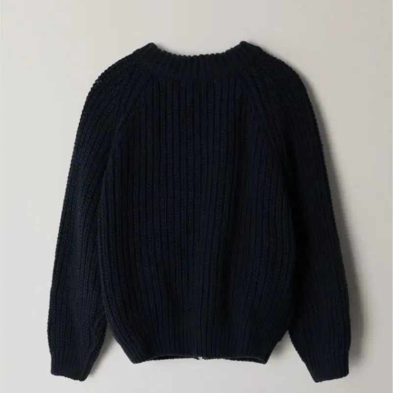 낫띵리튼 / netto yarn jumper navy / free