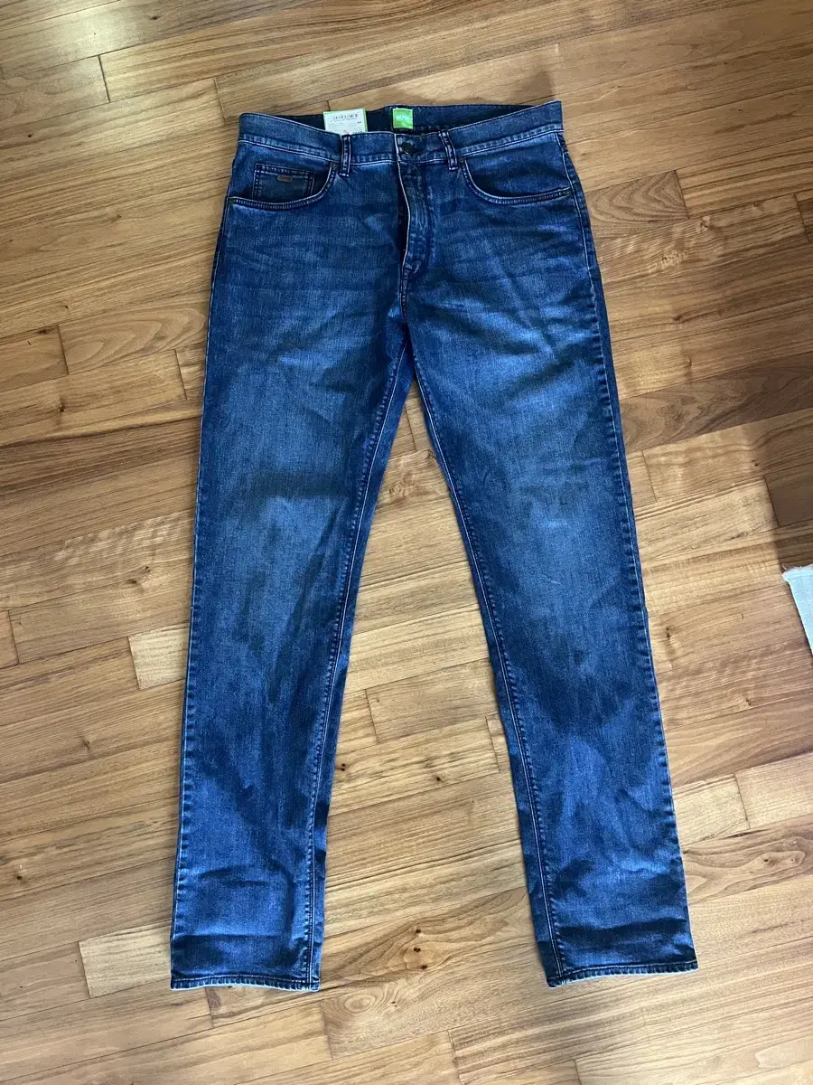 [NEW] Hugo Boss Jeans 36 x 36