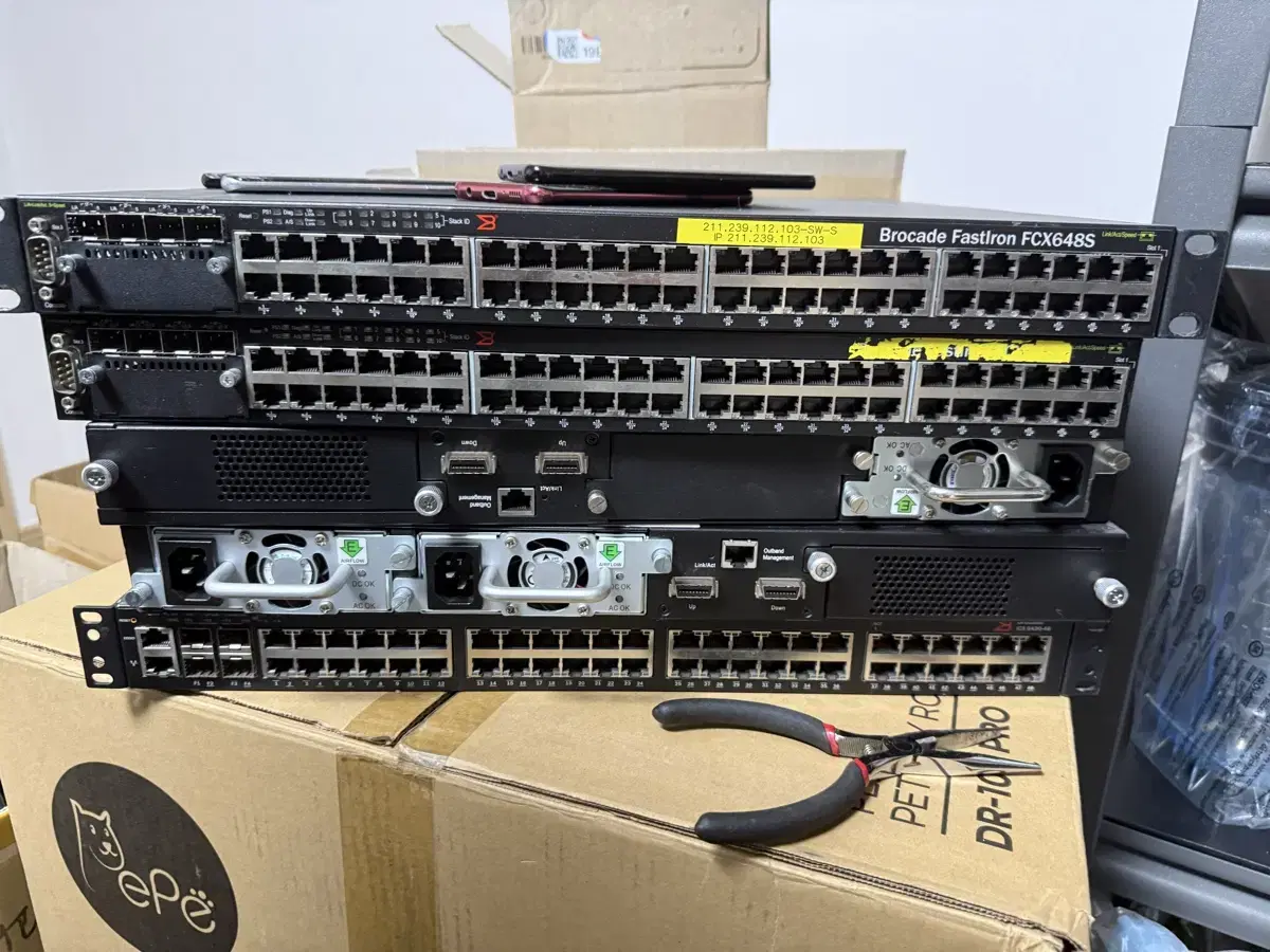 brocade fcx648s 48포트 L3 스위치