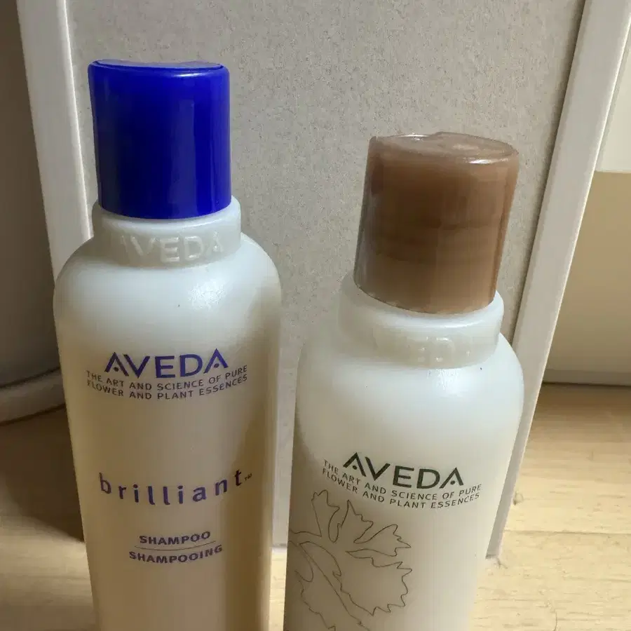 AVEDA 아베다 브릴리언트 샴푸 250ml 5만5천원