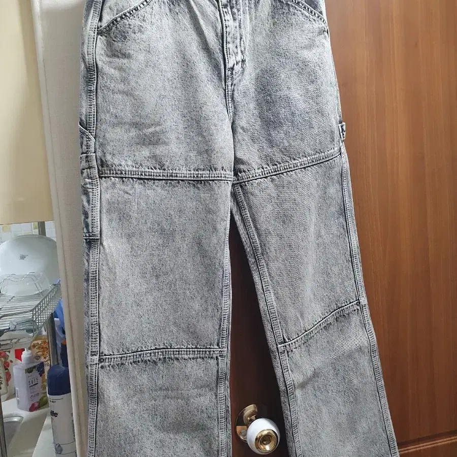 46) 메종미네드 WHITE SPREAD CARPENTER DENIM