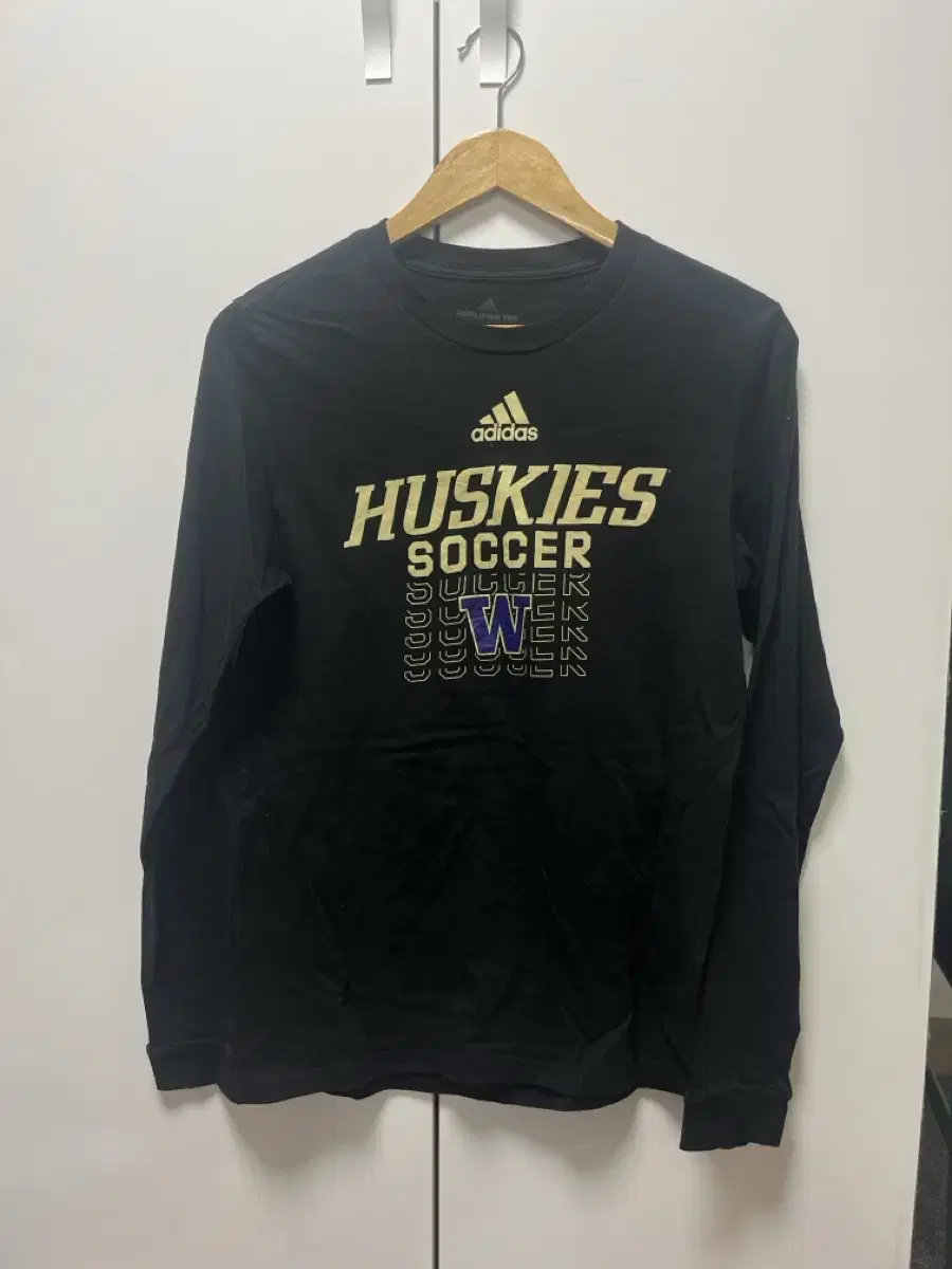 adidas Long Sleeve T-Shirt S