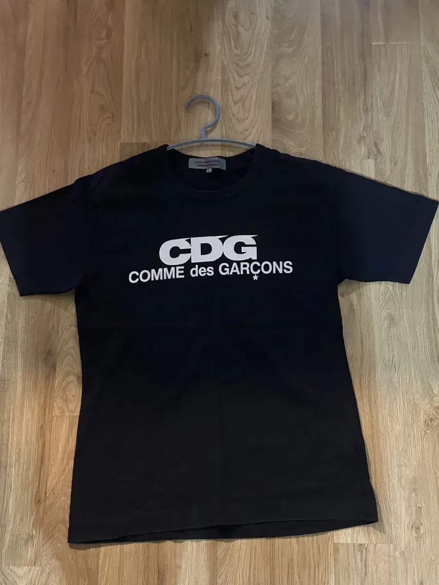 [L] 꼼데가르송 CDG 반팔