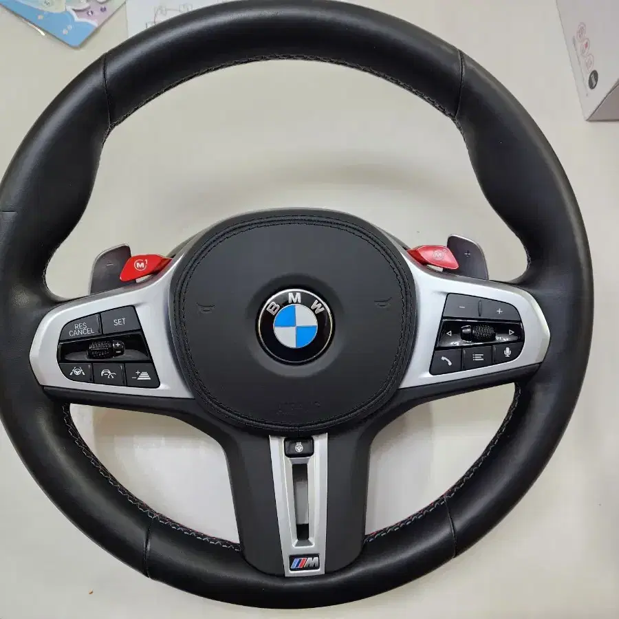 BMW G30 M5핸들(ID6버젼, M핸들)