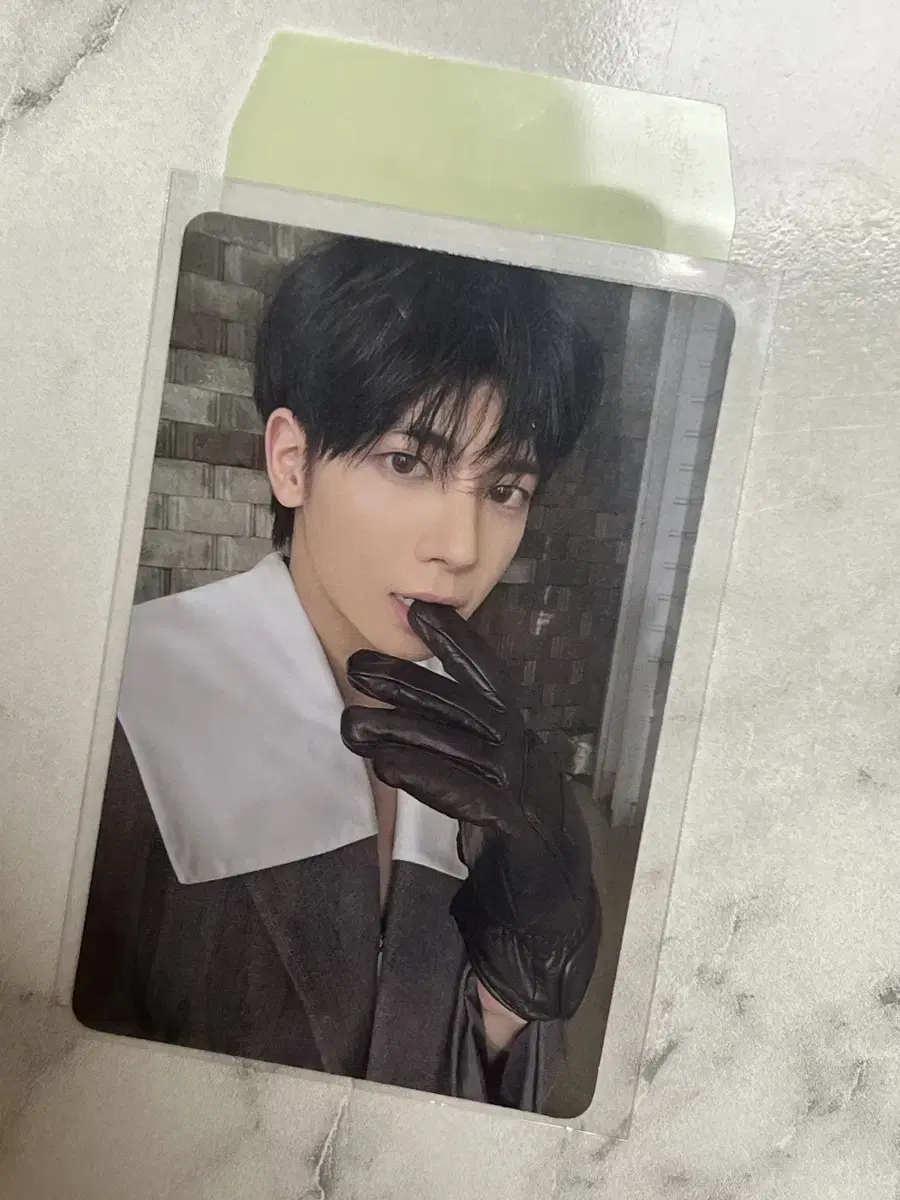 Tubatu Sanctuary taehyun photocard