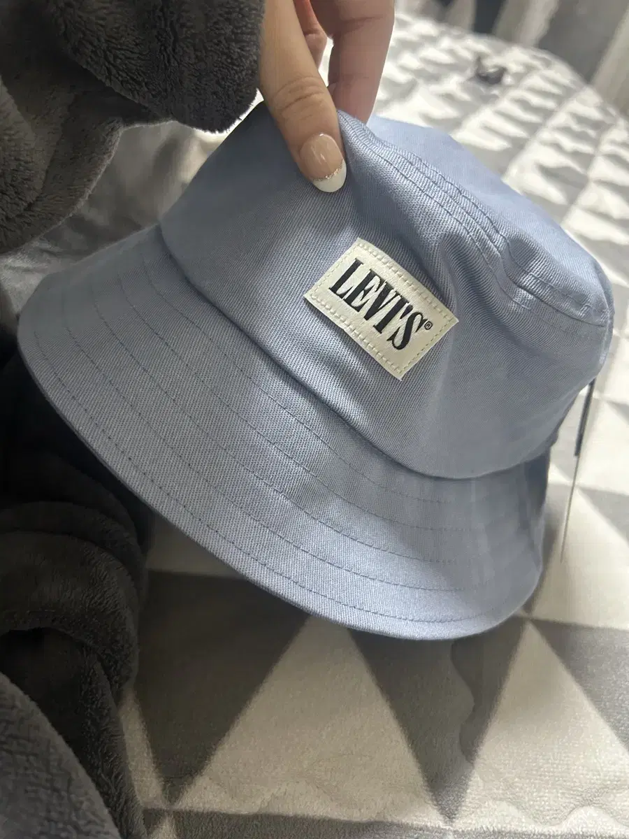 Levi's LEVIS Bungee Bucket Hat